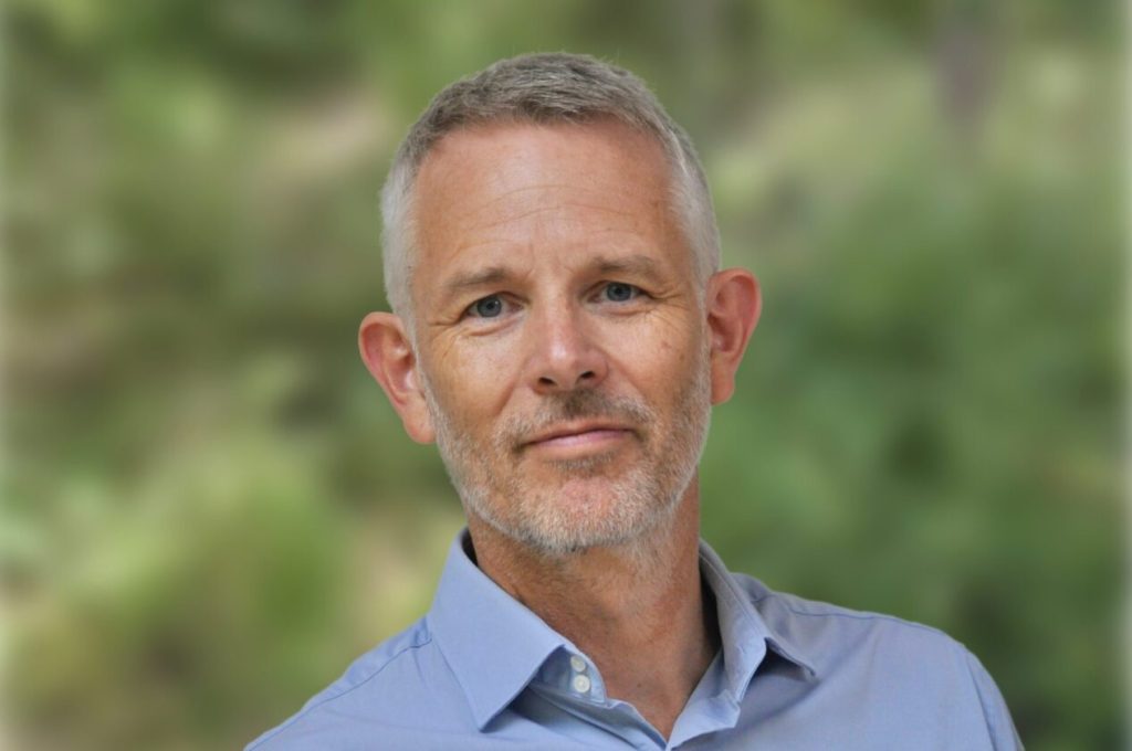 Dan Svensson is the Managing Director of Fieldbay